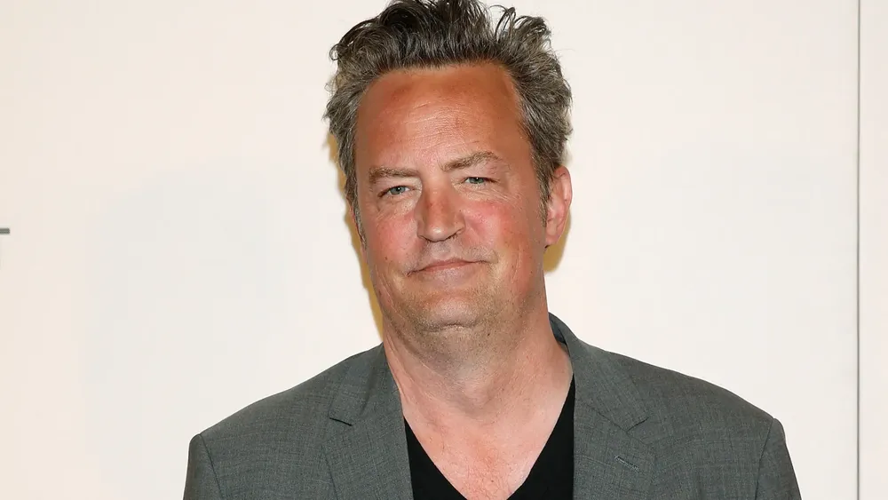 2023-10-29T005256Z_168984450_RC232W8S2V8Z_RTRMADP_3_PEOPLE-MATTHEW-PERRY-1698541539