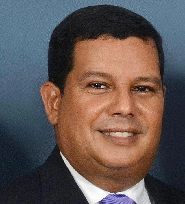 Pastor-Elvin-Castillo-e1783426199963-640x926 (1)